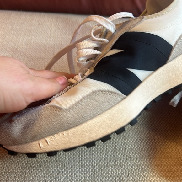 New Balance 327–read description! - Picture 11 of 11